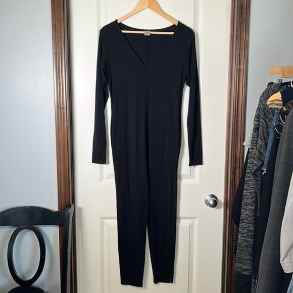 Smash + Tess The Friday Romper in Midnight - Picture 2 of 6